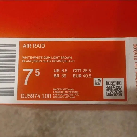 Nike Air Raid Men's Size 7.5 White Gum Soles BRAND NEW WITHOUT BOX
